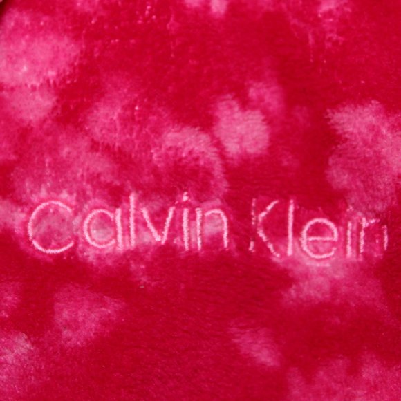 Calvin Klein Girls Plush Robe - Picture 3 of 8